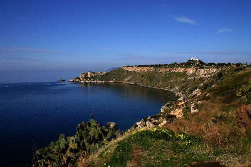 In barca a vela nel Mediterraneo a-casa-di-eolo-capo-milazzo.jpg