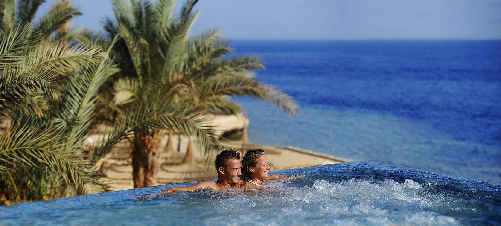 Sharm El Sheikh – Reef Oasis Blue Bay Resort  reef-oasis-blue-bay-resort-jacuzzi.jpg