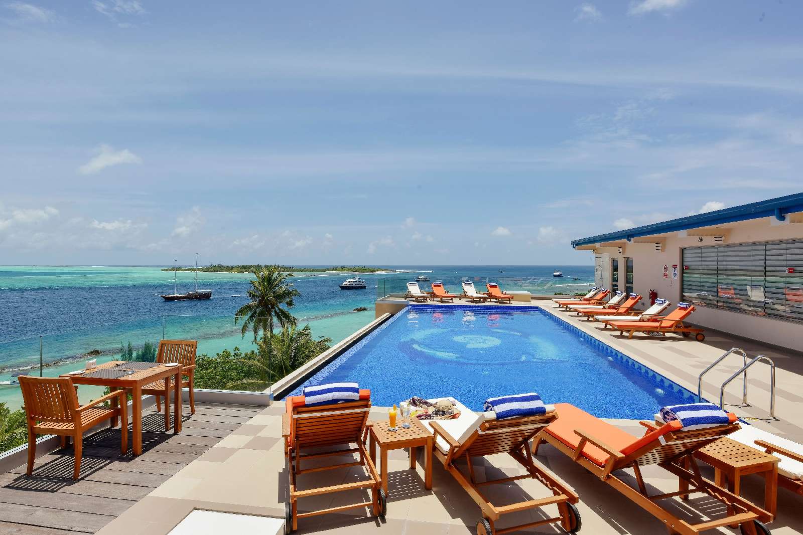 Hotel Season Paradise atb-season-paradise-maldives-16.jpg