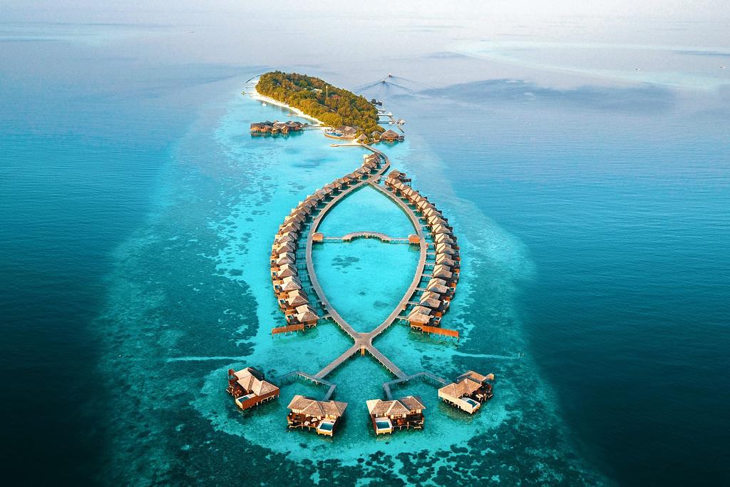 Lily Beach atb-lily-beach-resort-maldives-1.jpg