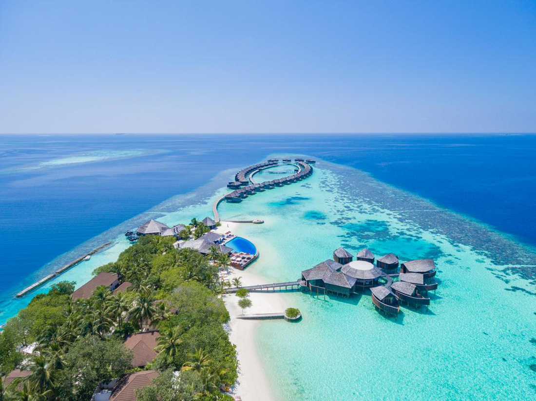 Lily Beach atb-lily-beach-resort-maldives-2.jpg